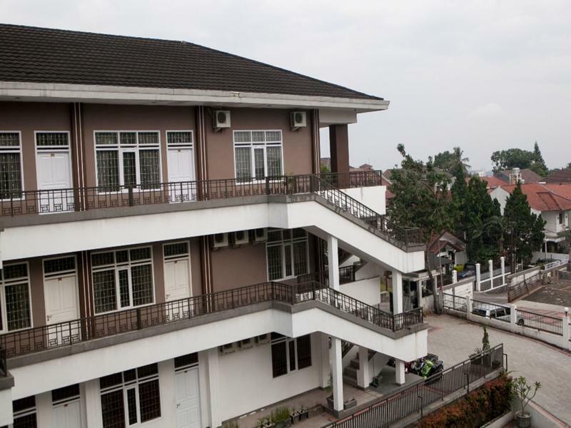 RedDoorz Plus near Sukajadi 2 Bandung Zewnętrze zdjęcie