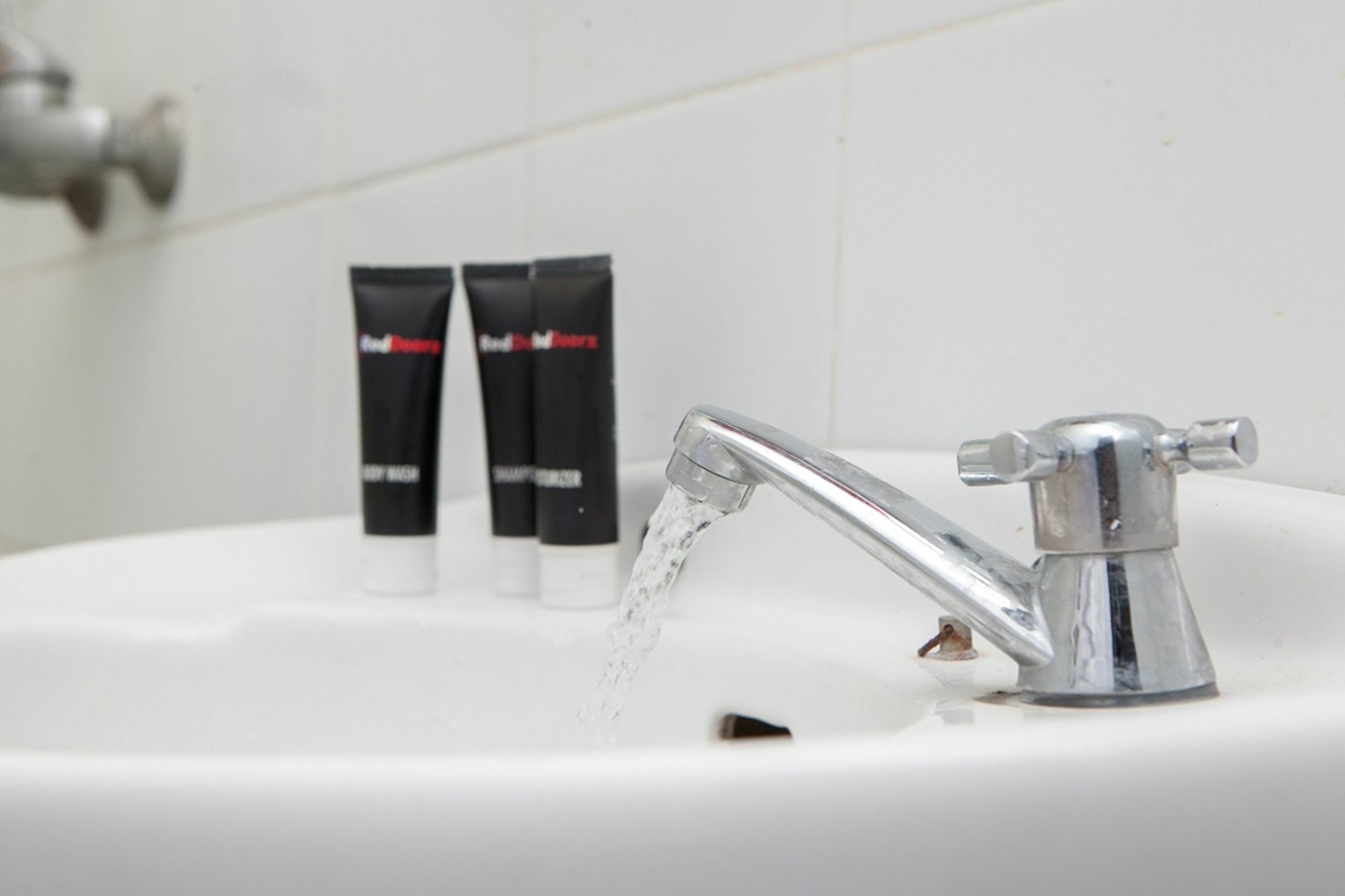 RedDoorz Plus near Sukajadi 2 Bandung Zewnętrze zdjęcie