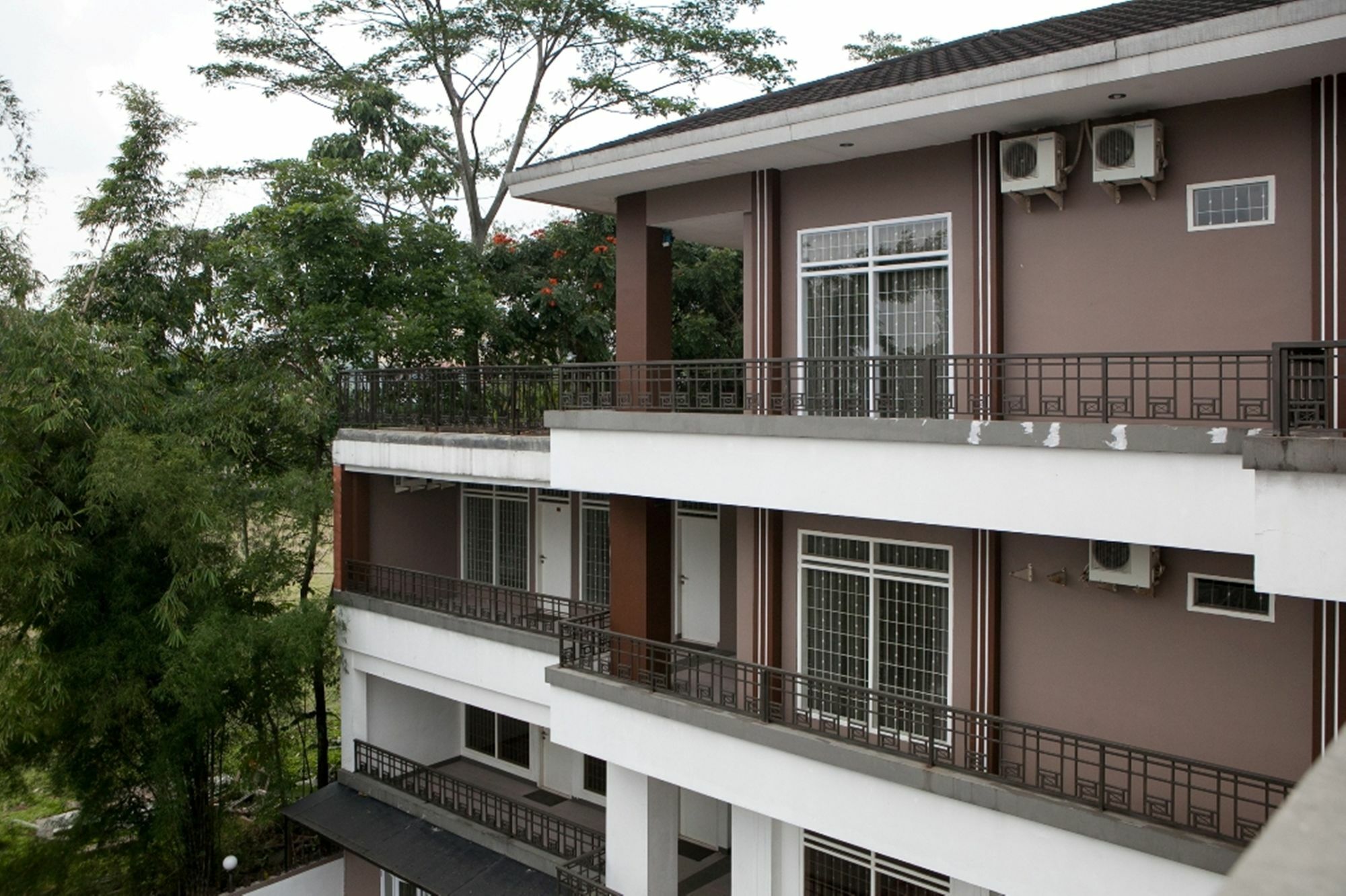 RedDoorz Plus near Sukajadi 2 Bandung Zewnętrze zdjęcie