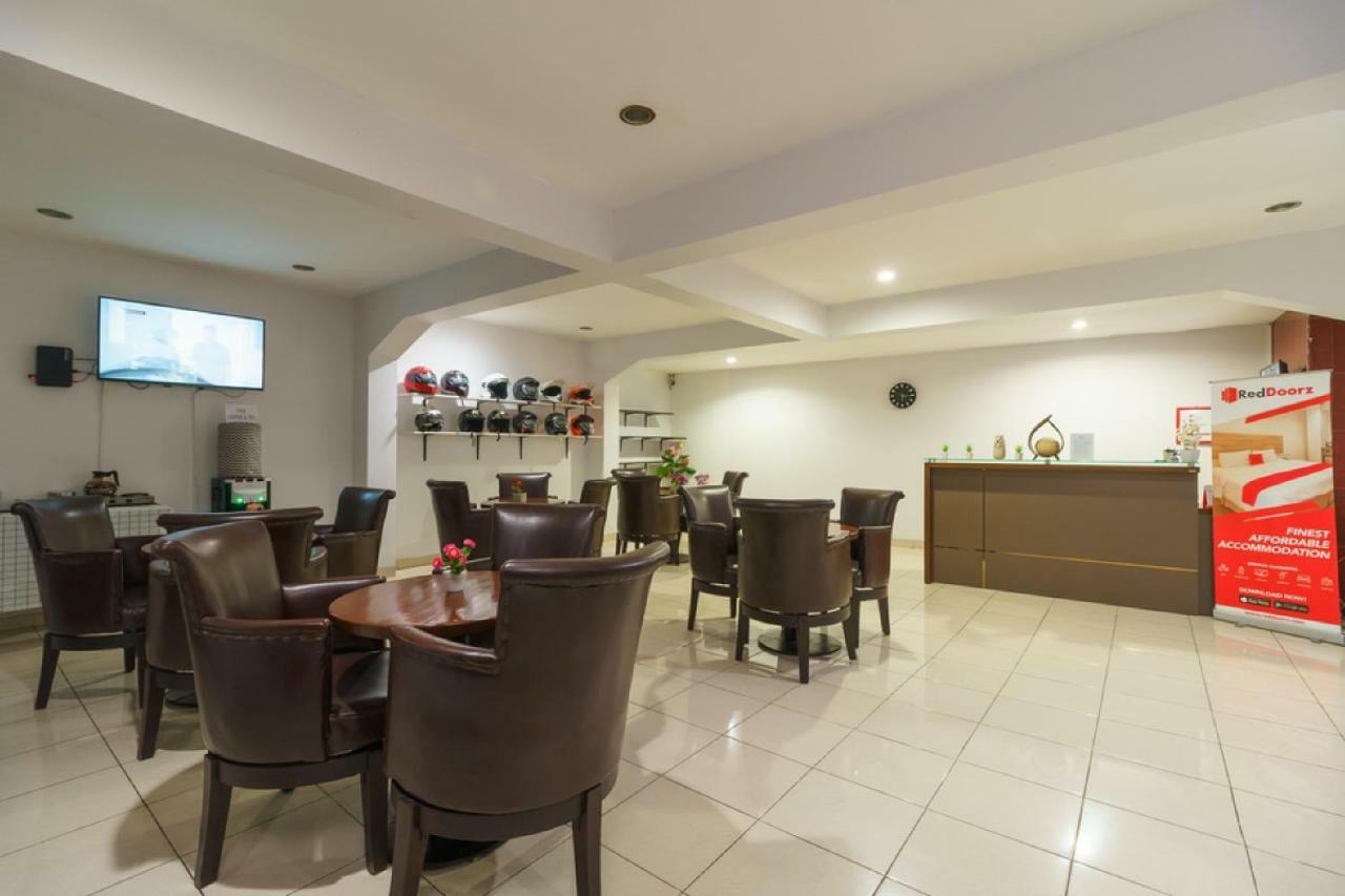 RedDoorz Plus near Sukajadi 2 Bandung Zewnętrze zdjęcie